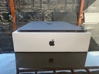 iPad Air 5ª gen 10,9” 64GB Gris Espacial