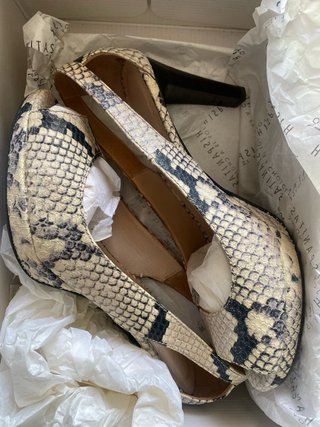 Bolso y zapatos Hispanitas