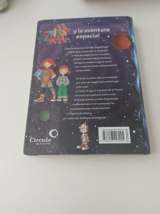 Kika Superbruja y la aventura espacial