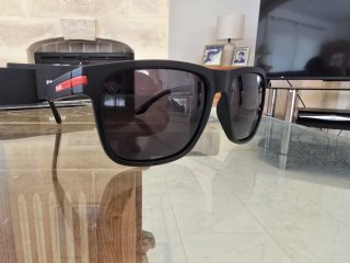 Occhiali da sole Prada neri opachi