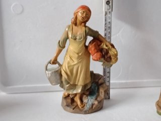 Pastori presepe cm 20 a scelta 20 euro al pezzo