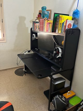 Escritorio Gaming Negro Metal y Plástico + Tapete