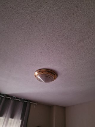 Plafón de techo metal y cristal