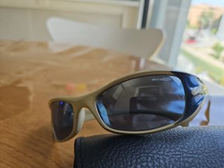 Occhiali da sole Arnette originali anni '90
