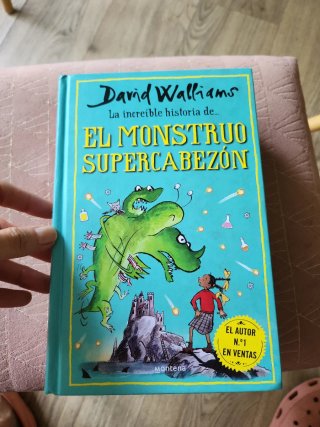 2 LIBROS LA ABUELA GANSTER + EL MONSTRUO CABEZÓN