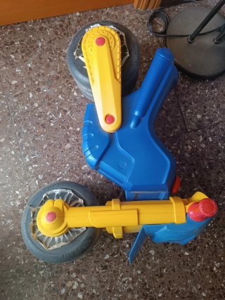 Moto de Juguete Molto Azul y Amarilla