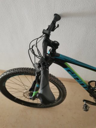 Bicicleta MTB Giant Fathom 29