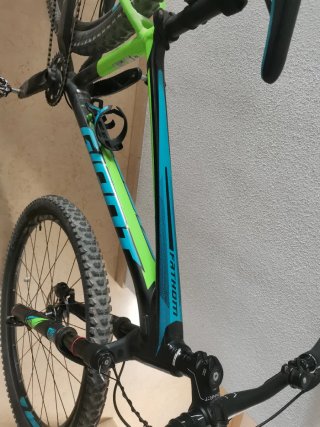 Bicicleta MTB Giant Fathom 29