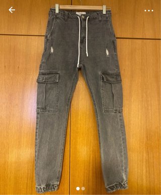 Pantalones Jogger Grises Desgastados