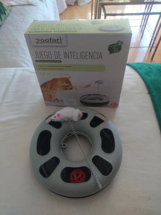 Juguete interactivo para gatos con ratón