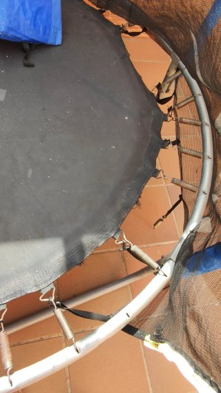 Cama elástica infantil con red de seguridad