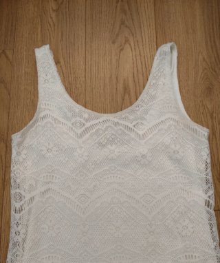 Vestido mini blanco de encaje