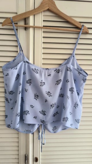 Crop top tirantes finos  Mango con etiqueta