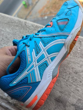 Scarpe Asics Gel-Spike Azzurre e Arancioni