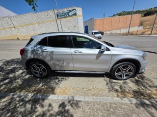 Mercedes-Benz GLA 2015