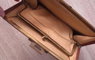 Monedero vintage marrón