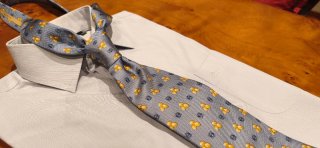 CORBATA LOEWE, SEDA NATURAL, SER. FRUTOS, CELESTE.
