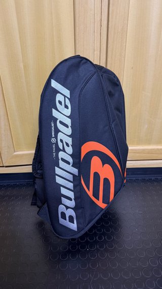 Bolsa de pádel paletero Bullpadel Negra.