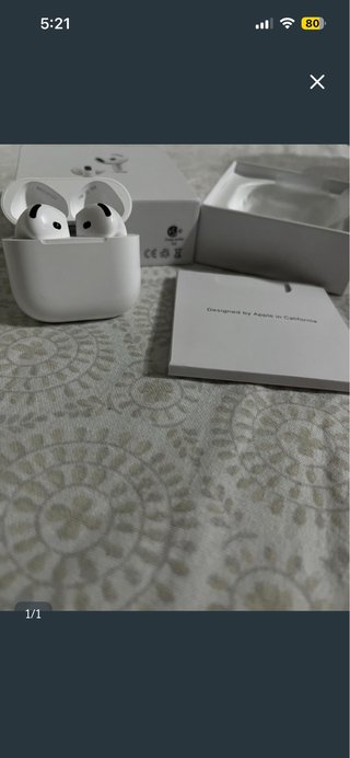 AirPods 4