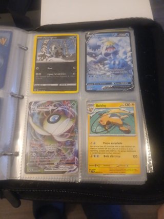 Archivador Pokémon 25 Aniversario