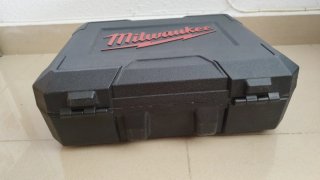 Maletín Milwaukee para taladro
