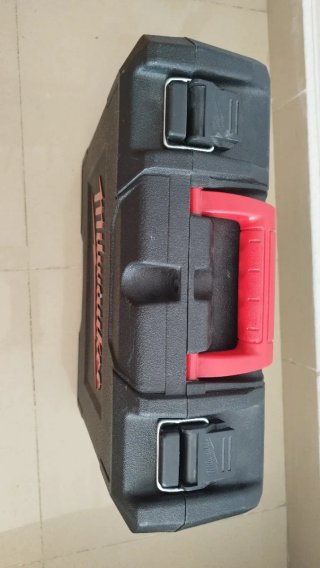 Maletín Milwaukee para taladro
