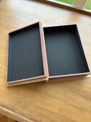 Scatola decorativa libro vintage. Dimensioni 30x21x7