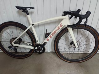 Bicicleta Gravel Trek Domane