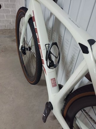 Bicicleta Gravel Trek Domane