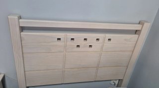 Muebles de madera habitación infantil - juvenil.