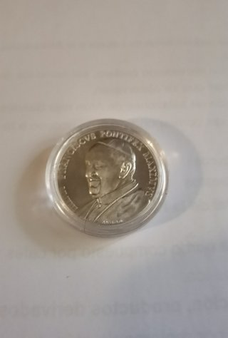 Medalla Papa Francisco Roma Bañada Plata