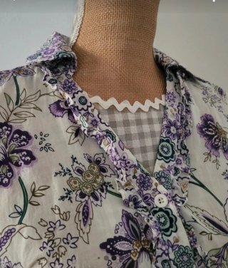 Vestido camisero floral talla M. Medidas en fotos