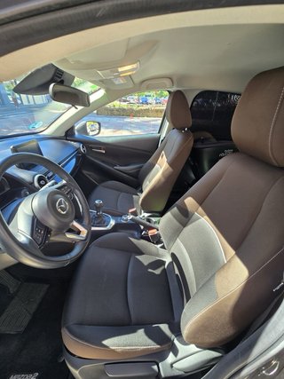 Mazda 2 2021