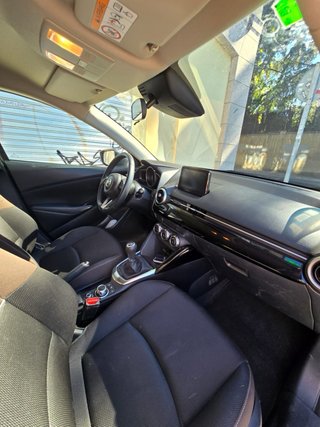 Mazda 2 2021