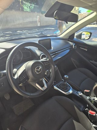 Mazda 2 2021