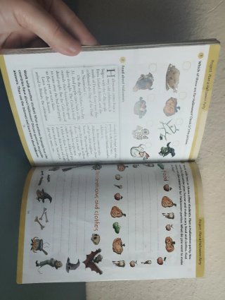 Libro inglés Pesadilla antes de Navidad y CD