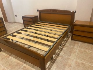 Cómoda de madera con 3 cajones