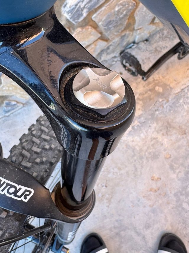 Cube Reaction - Bicicleta carbono