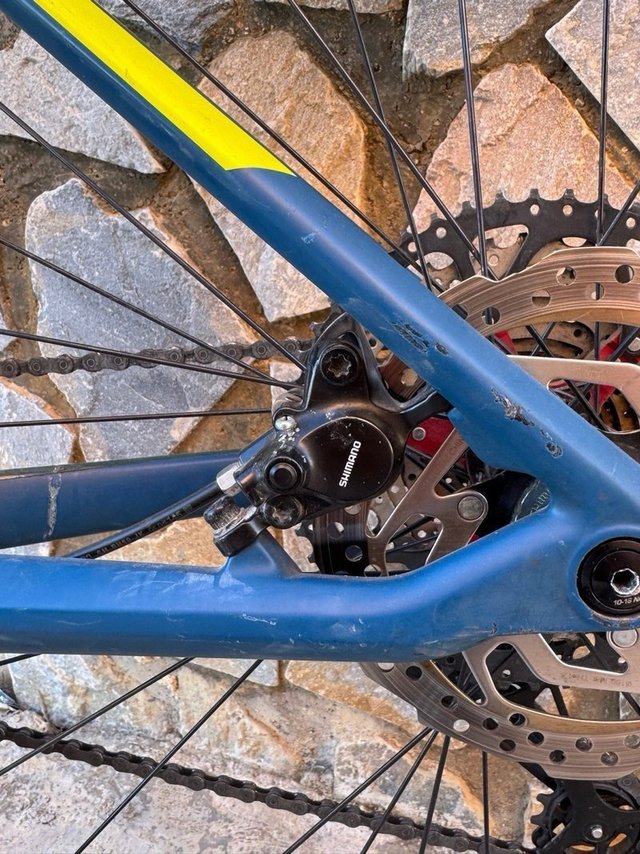 Cube Reaction - Bicicleta carbono