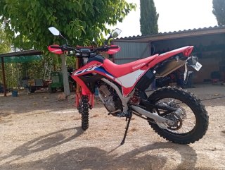 Honda CRF 300 L 2024 Roja y Blanca