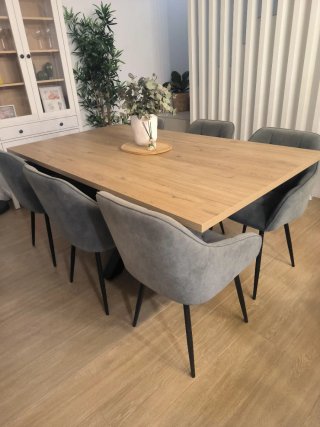 Mesa de comedor madera y metal