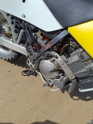 Suzuki DRZ250 Enduro Moto MATRICULADA