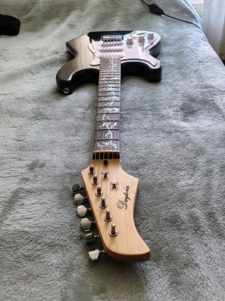 Guitarra Stratocaster Zurda Daytona Negra