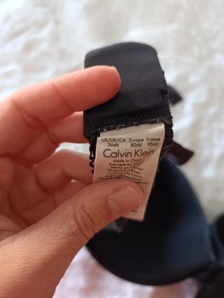 3 sujetadores 95D Calvin Klein 36DD Marrón negro