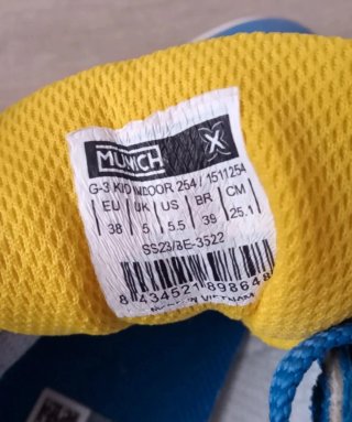 (38) Zapatillas Munich