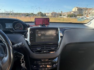 Peugeot 2008 1.2 Puretech 110 Allure (2016)