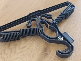 Percha SCUBAPRO para traje de neopreno