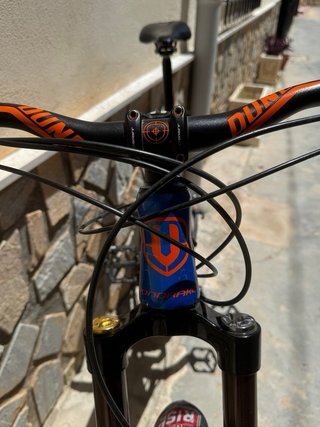 Bicicleta Mondraker Doble Suspensión