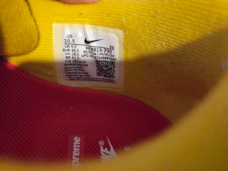 Nike Air Max 1 x Supreme Amarillo