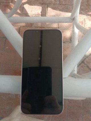 iPhone 13 128GB Rosa 84% Batería